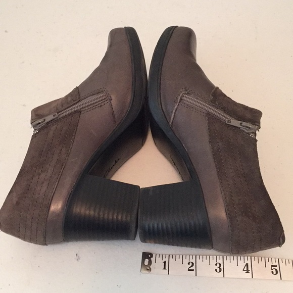 Clarks low ankle booty - Picture 5 of 8